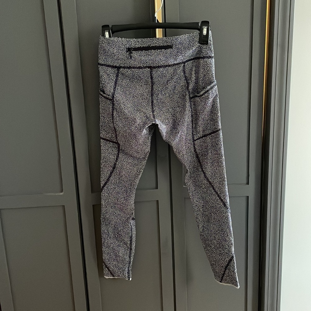 Lulu Patterned Tight Stuff Tight - image 6